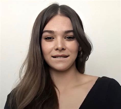 ysl libre hailee steinfeld|Hailee Steinfeld lip.